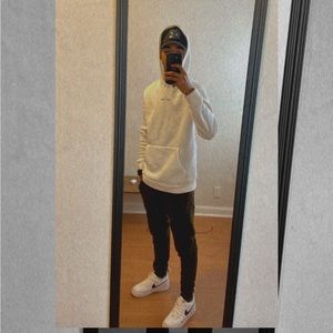 Meet your Posher, Axel